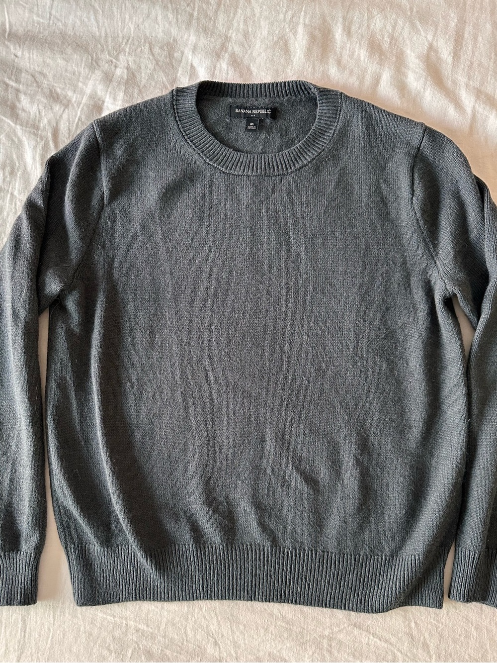 Banana Republic - Charcoal Gray Knit Crewneck Sweater (size M)